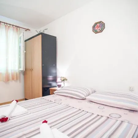 Holiday home River-directly To The River